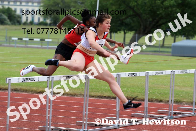 Womens under-20s 100 metres hurdles, 2022 Northern Senior and Under-20 Champs., Wavertree Athletics Centre, Liverpool. Photo: David T. Hewitson/Sports for All Pics